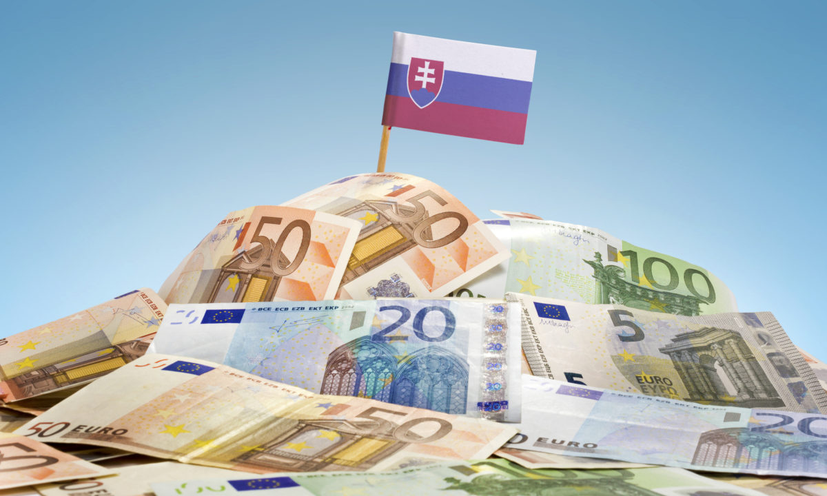 Slovensko dopredalo ďalšie dlhopisy za takmer 23 miliónov eur, vývoj výnosov najviac ovplyvnia konsolidačné opatrenia