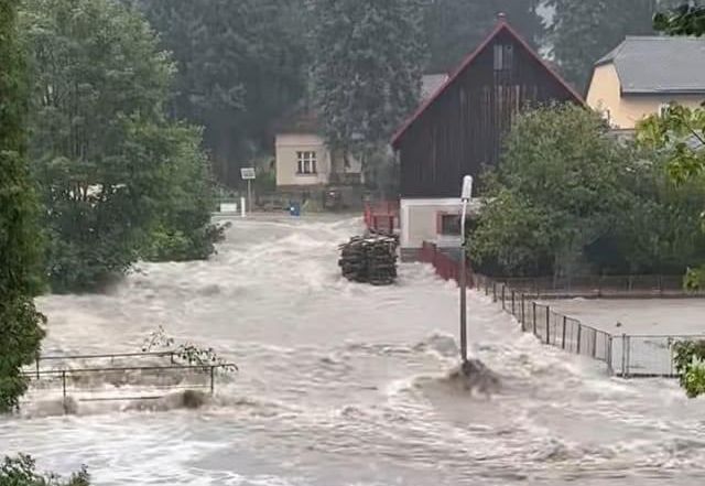 Budú Morava a Sliezsko pod vodou? Český hydrometeorologický ústav varuje pred rozvodnenými riekami