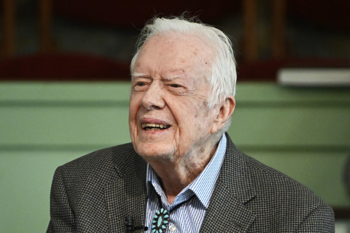 Takmer storočný bývalý prezident Jimmy Carter dúfa, že bude môcť odovzdať svoj hlas vo voľbách Harrisovej