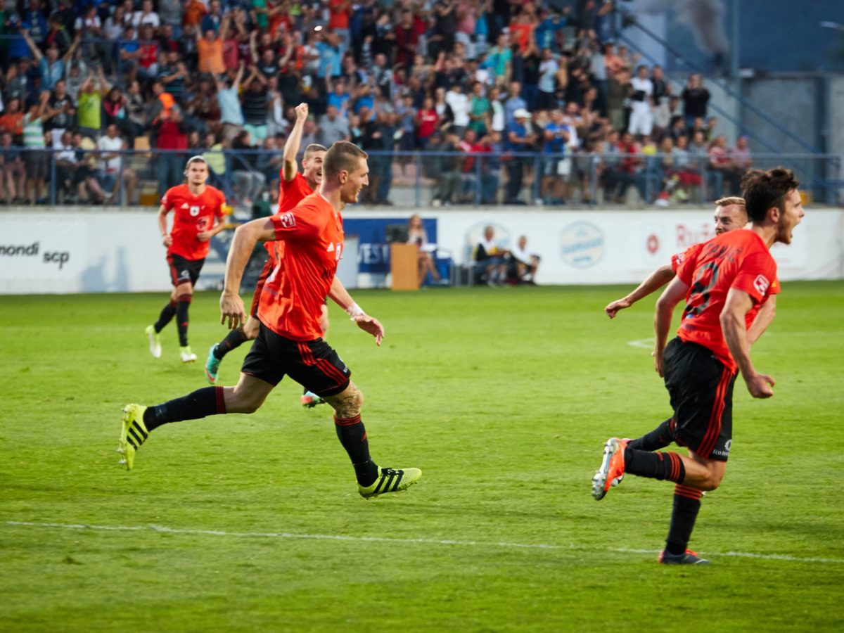 Ružomberok neuspel ani na trávniku Trabzonsporu, má však šancu na reparát. Dunajská Streda v pohárovej Európe končí