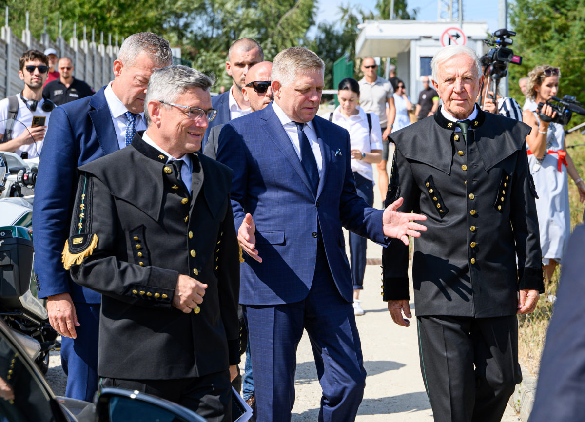 Fico navštívil Handlovú prvýkrát od atentátu, regiónu prisľúbil pomoc s geotermálnymi vodami aj skanzenom (video+foto)