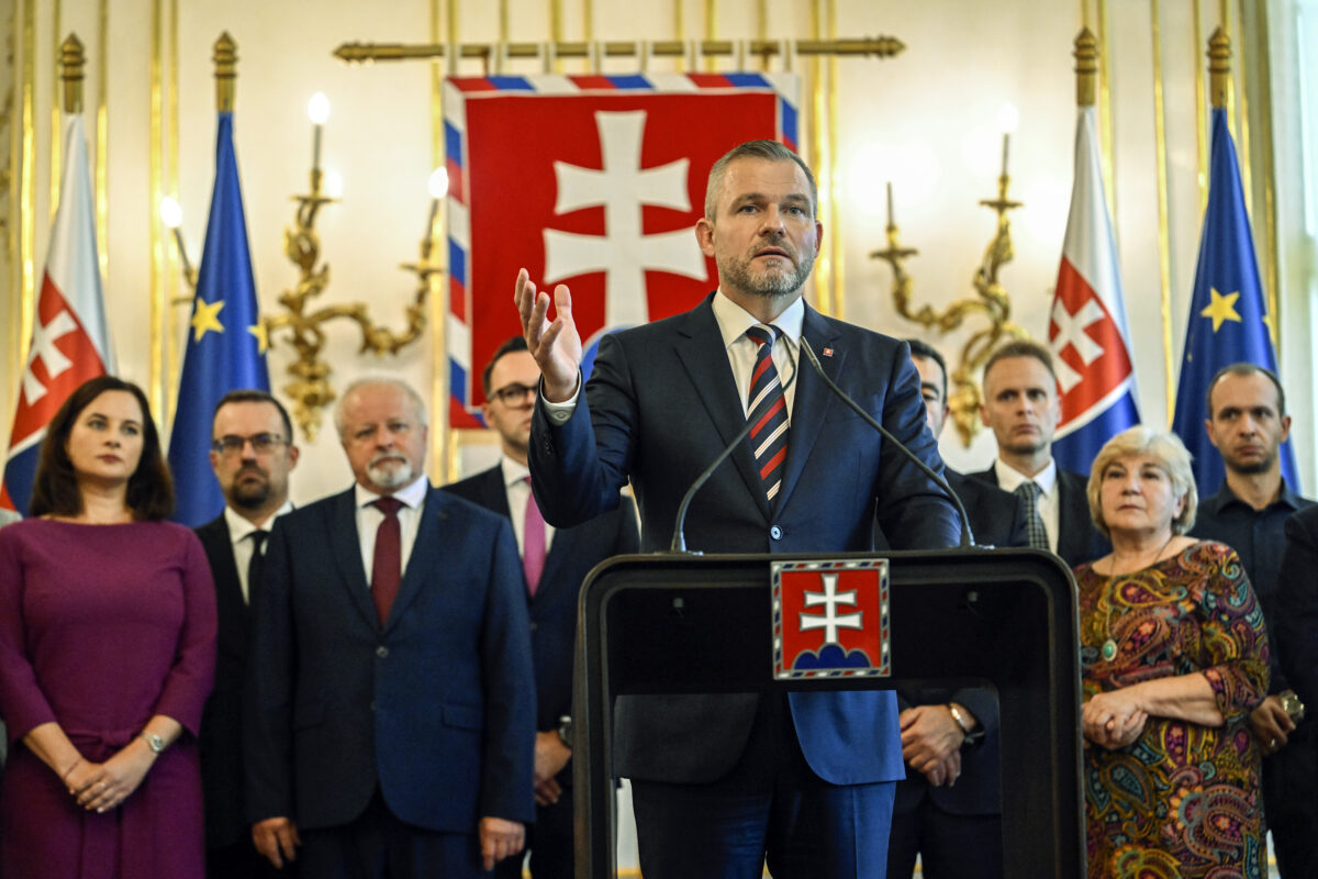 Prezident Pellegrini môže niektoré konsolidačné opatrenia týkajúce sa zdravotníkov vrátiť do parlamentu (video+foto)