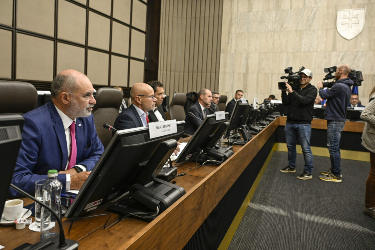 Diskusia o rozpočte rozvírila protichodné názory medzi vládou a sociálnymi partnermi, odborári nevylúčili protesty