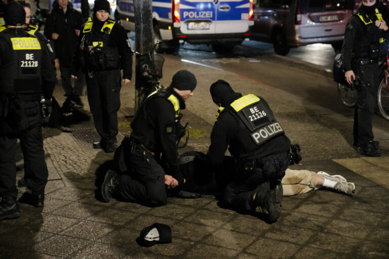 Sýrsky mladík nožom v Berlíne vážne zranil španielskeho turistu