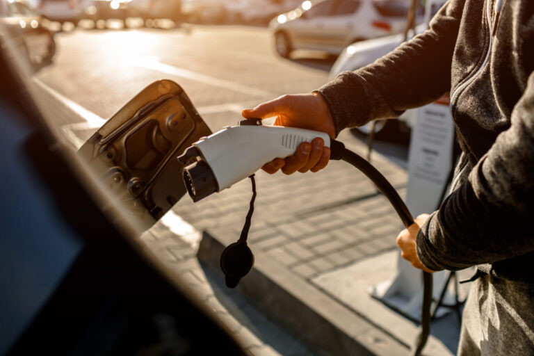 Zmeny v emisných pravidlách môžu automobilky ochrániť od miliardových pokút