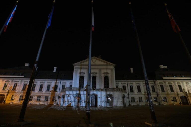 Prezidentský palác sa počas víkendu pripojí k celosvetovej iniciatíve Hodina Zeme